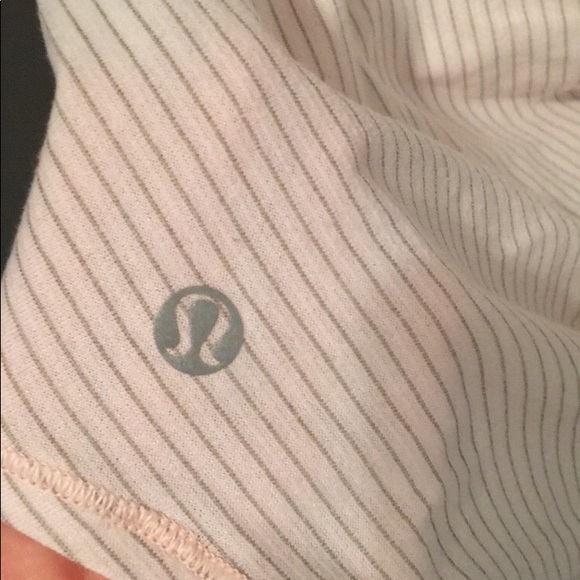 Lululemon free to be tank - Picture 2 of 3
